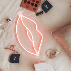 Lips Mini Neon