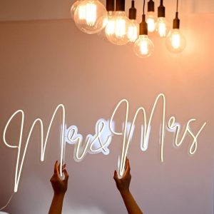 Mr & Mrs
